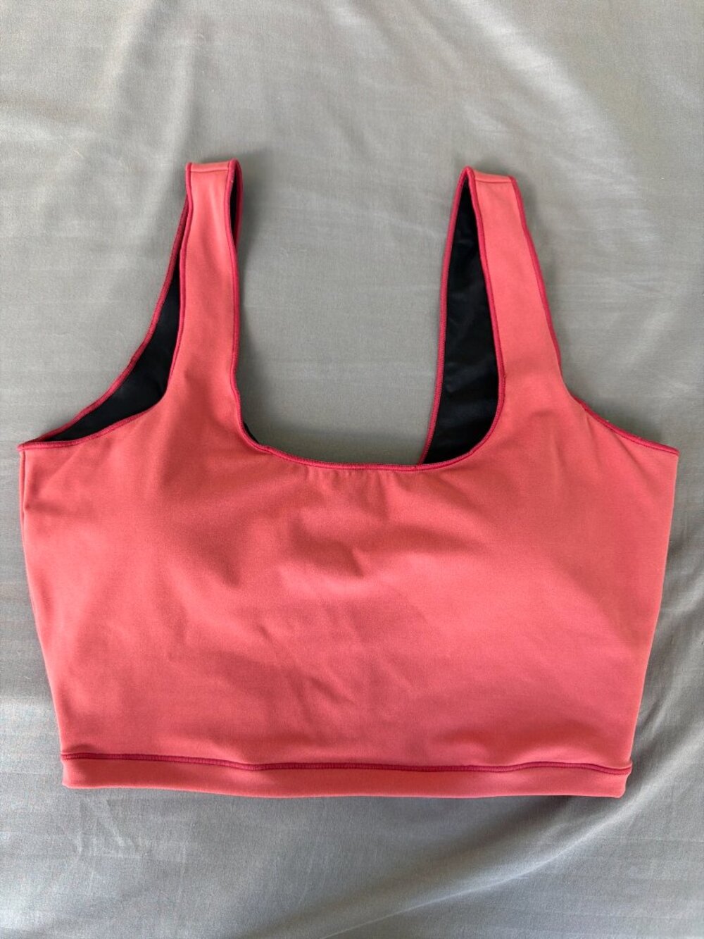 Varley Shape Dayton Bra in Mineral Red – Size S, Never Worn